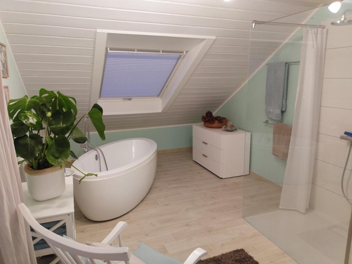 By Vollmer'S Komfortabel Und Chic Apartment Offenburg Ngoại thất bức ảnh